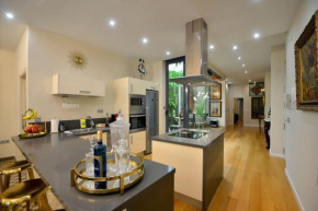 Classic and Luxury- 2Bd 2Bth- Sierpes, Seville